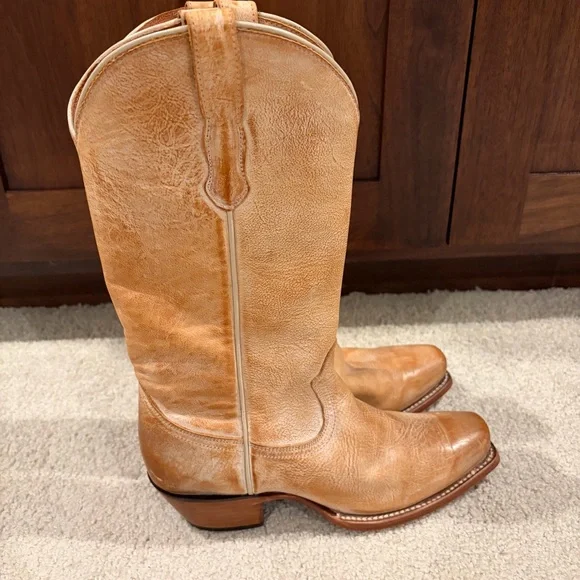 EUC Cleo + Wolf Ivy Western Boots  Leather Womens Size 7B In Tan Msrp $230 - Picture 3 of 10